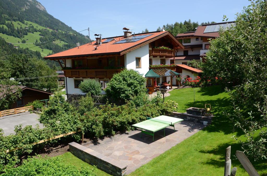 Gästehaus Troppmair Finkenberg Exterior foto